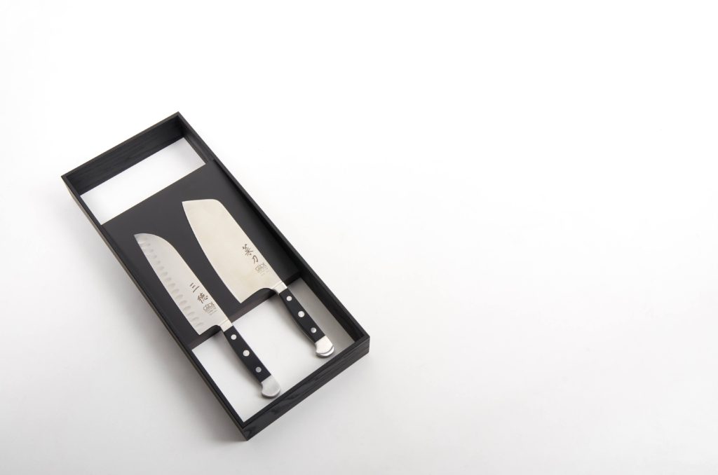 BT45 kitchen accessories drawer inserts - MESM 200; BS10+MESM frame + knife holder incl. 2 Güde knives Chao Dao and Santoku